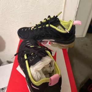 Air vapor max plus